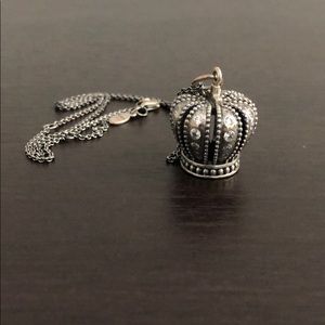 Pandora crown necklace